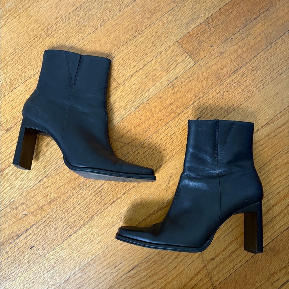 Vintage y2k Black Ankle Boots
